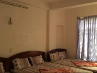 Lan Vy 1 Guesthouse 