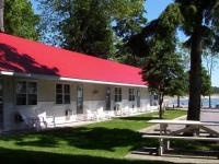 Balm Beach Resort and Motel 