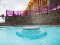 Sunshine Mountain Lodge 