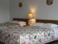 Baywatch Lighthouse Cottages & Studios 