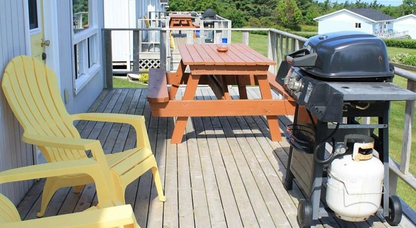 Cavendish Bosom Buddies Cottages & Suites 