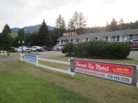 Round-Up Motel 