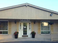 First Canada Inn - Cornwall 