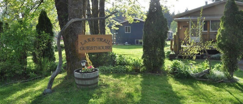 Lake Trail Guesthouse 