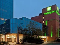 Holiday Inn Harbourview 