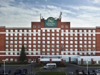 Quality Suites Montreal Airport 