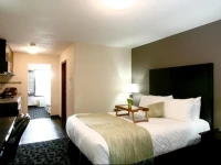 Foxwood Inn & Suites Drayton Valley 