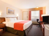 Super 8 Drayton Valley 