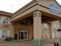 Lakeview Inn & Suites - Edson East 