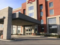 Hampton Inn & Suites Airdrie 