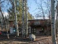 Creekside Cabin 