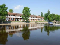 La Place Rendez-Vous Hotel 