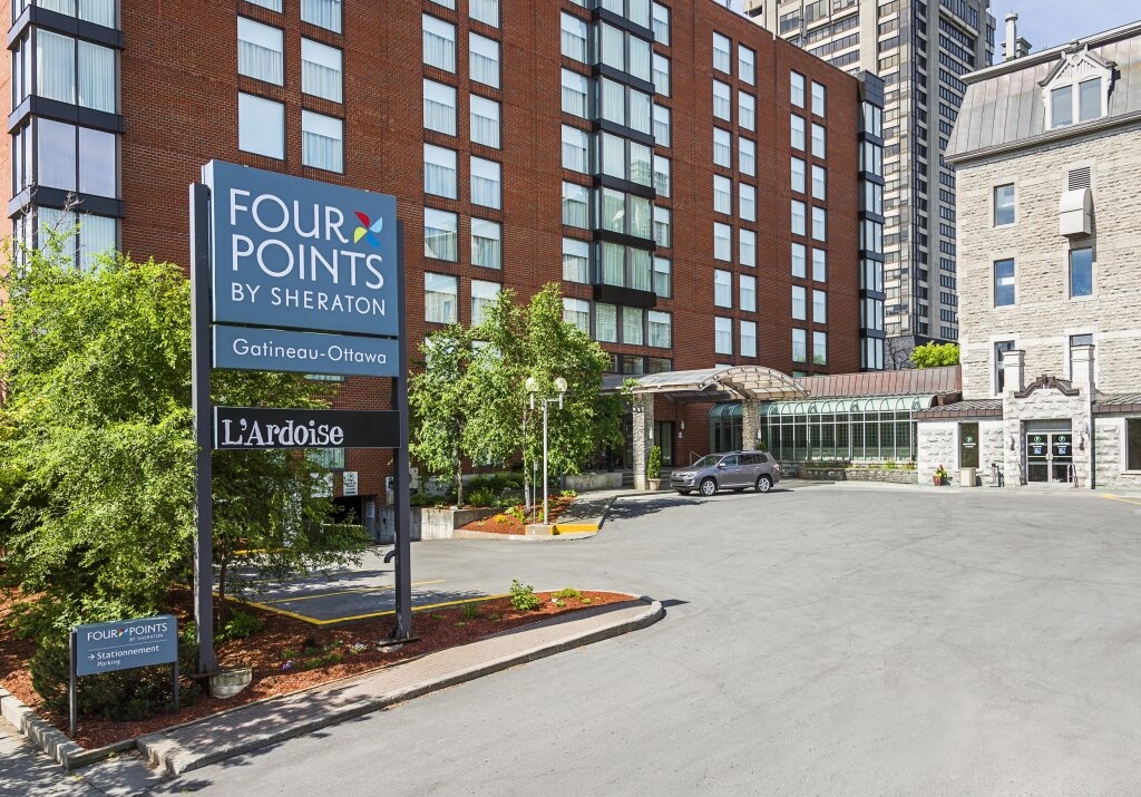 Four Points by Sheraton Gatineau-Ottawa 
