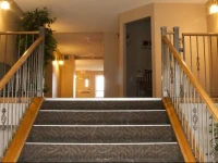Misty Mountain Inn & Suites 