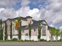 Super 8 Grande Prairie 