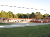 Skyways Motel 