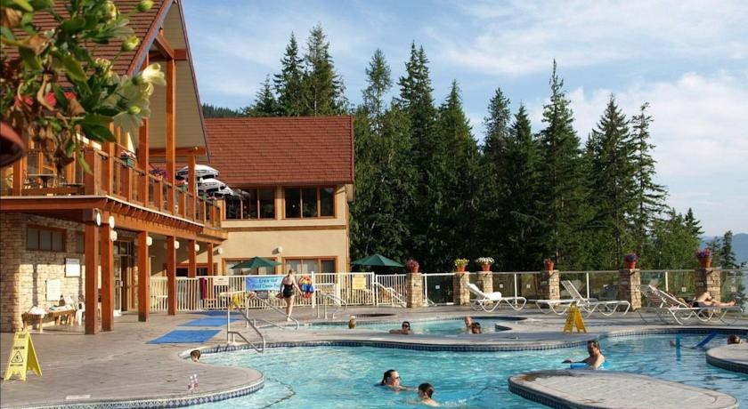 Halcyon Hot Springs Village and Spa 
