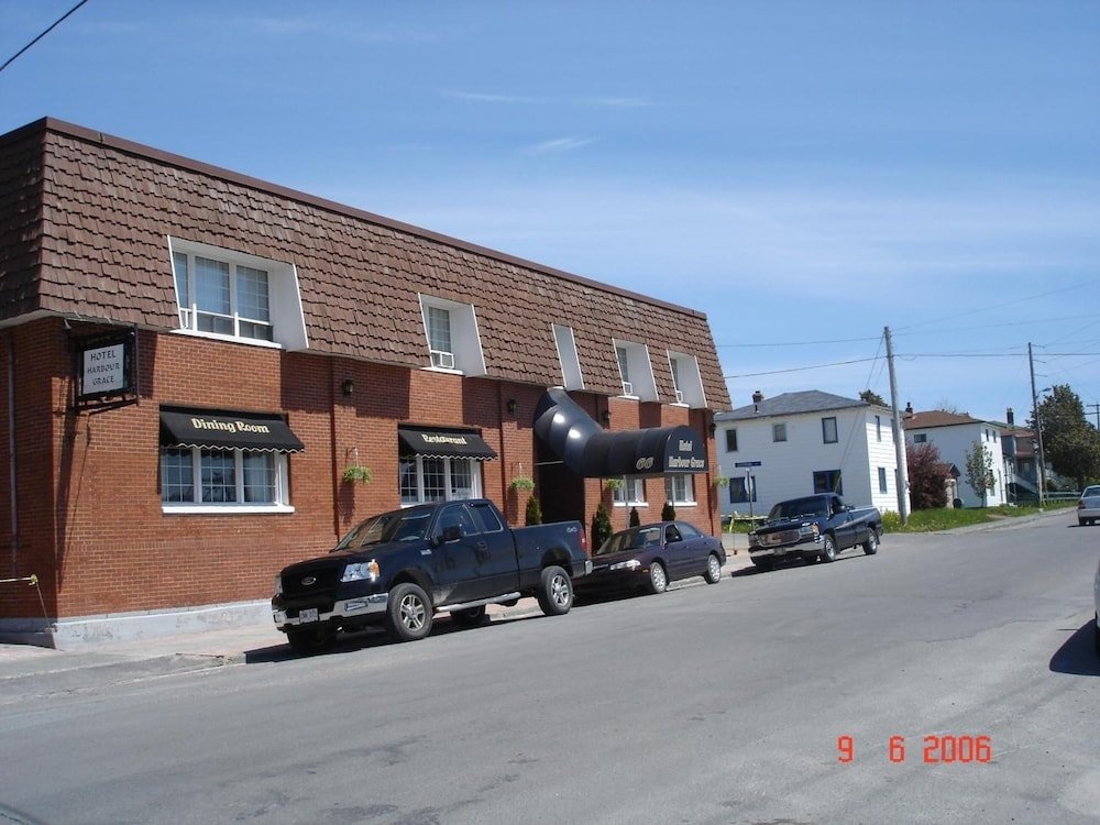 Hotel Harbour Grace 3*