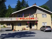 Swiss Chalets Motel 