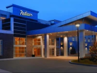 Radisson Hotel & Conference Center Calgary Airport East 