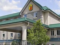 Super 8 Calgary/Shawnessy 