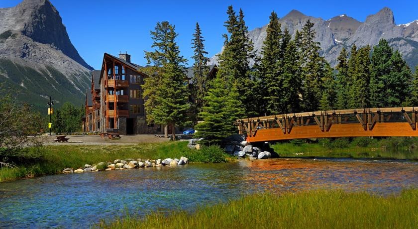 Spring Creek Vacations - Rundle Cliffs Lodge 