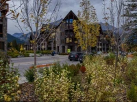 Rundle Cliffs Lodge Getaway 