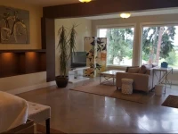 Teehouse Bed & Breakfast 