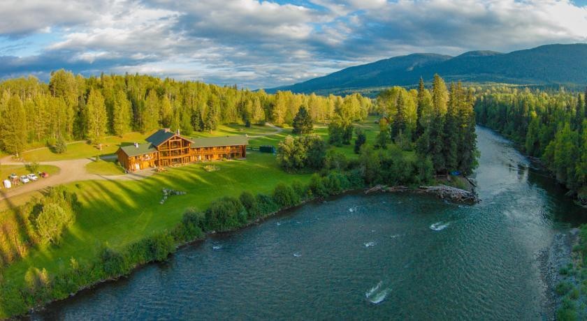 Bear Claw Lodge 