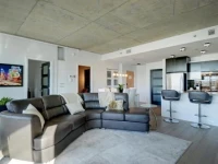Les Immeubles Charlevoix - Le 760516 