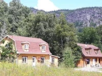 Grangette Entre Chiens et Loups 