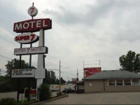 Super 7 Motel London 