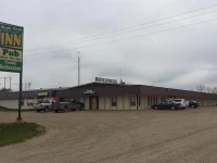 Maple Creek Motor Inn 