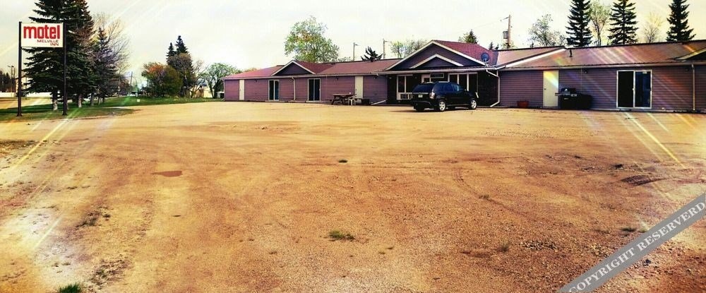 Melville Country Inn 