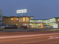 Sun-Dek Motel 