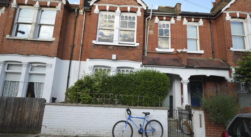 93 Ormiston Grove 