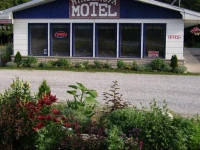 Mindemoya Motel 