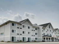 Lakeview Inn & Suites - Miramichi 