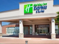 Holiday Inn Express Hotel & Suites Toronto-Mississauga 
