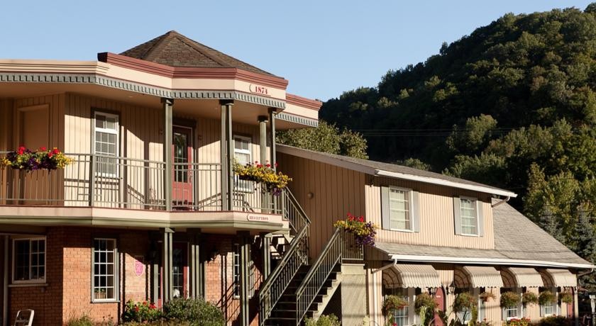 Auberge La Porte Rouge 