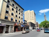 Hotel St-Denis 