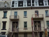 EconoHotel Montreal 2*