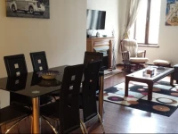 Cozy Apartment in Montreals Heart 