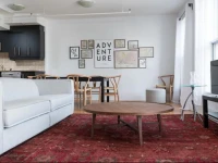 Five-Bedroom on St. Laurent 