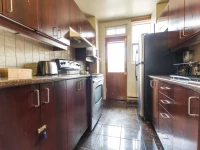 Four Bedroom Apartment - Bullion Street 