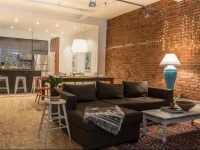 Four-Bedroom Apartment St Laurent Blvd 
