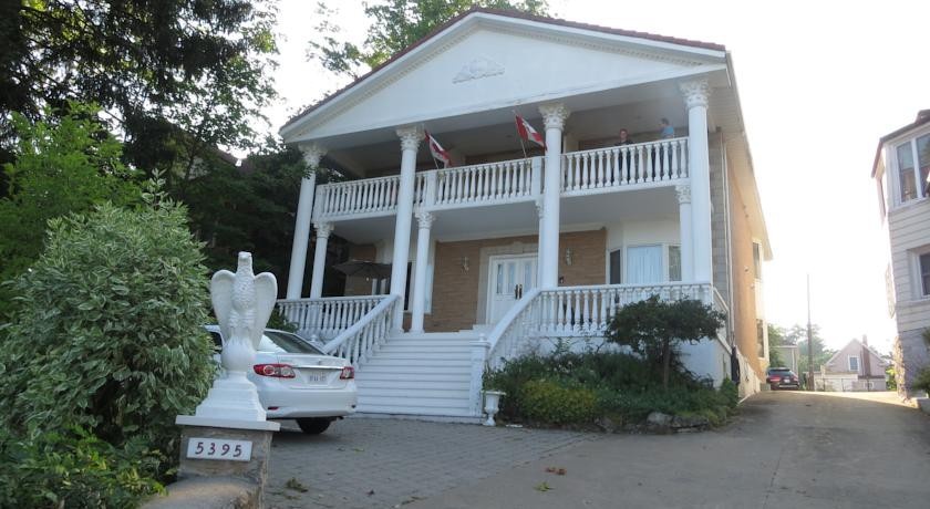 Niagara Classic Inn 