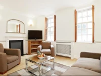 Private House - Victoria - Buckingham Palace 
