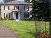 Abacot Hall Bed & Breakfast 