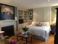Dots Landing Garden Room 